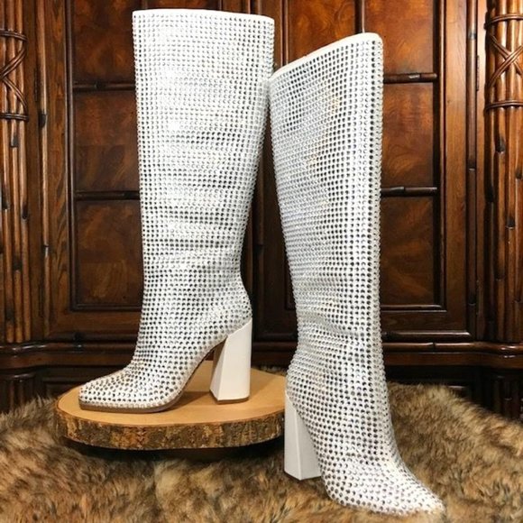 Jessica Simpson Lovelly Embellished Boot White - Picture 1 of 16